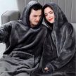2in1 fekete pulóver-takaró, vastag béléssel, kapucnival és első zsebbel