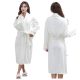 Meleg és puha női hotelszobai fürdőköpeny - fehér