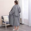 Meleg és puha női hotelszobai fürdőköpeny - szürke