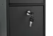 Kültéri postaláda, fekete